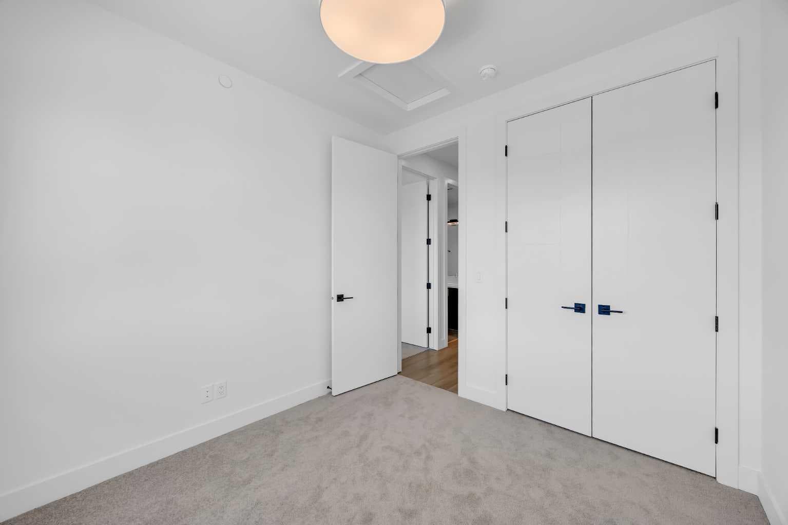 133 Greenwich Common NW