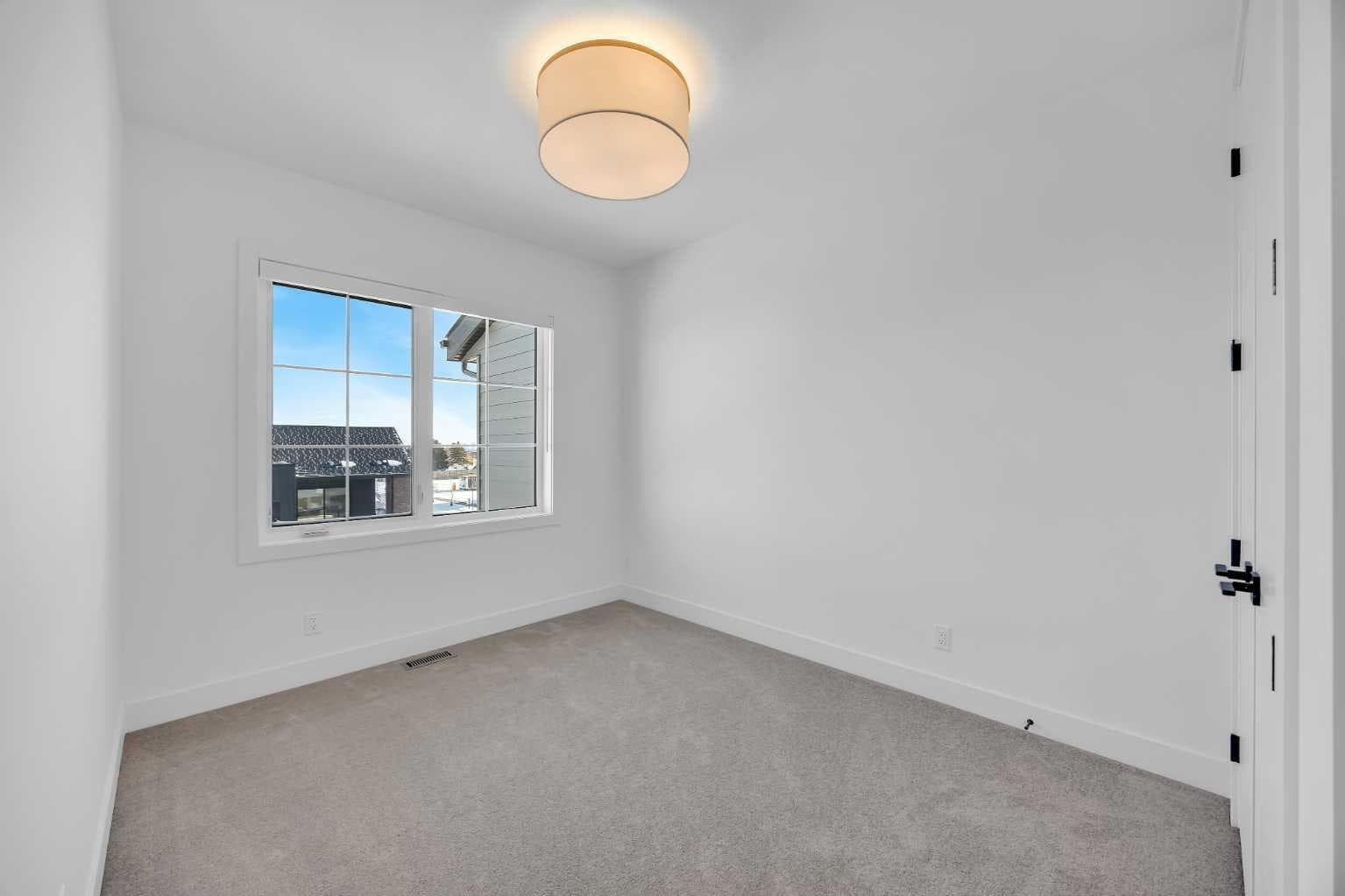 133 Greenwich Common NW