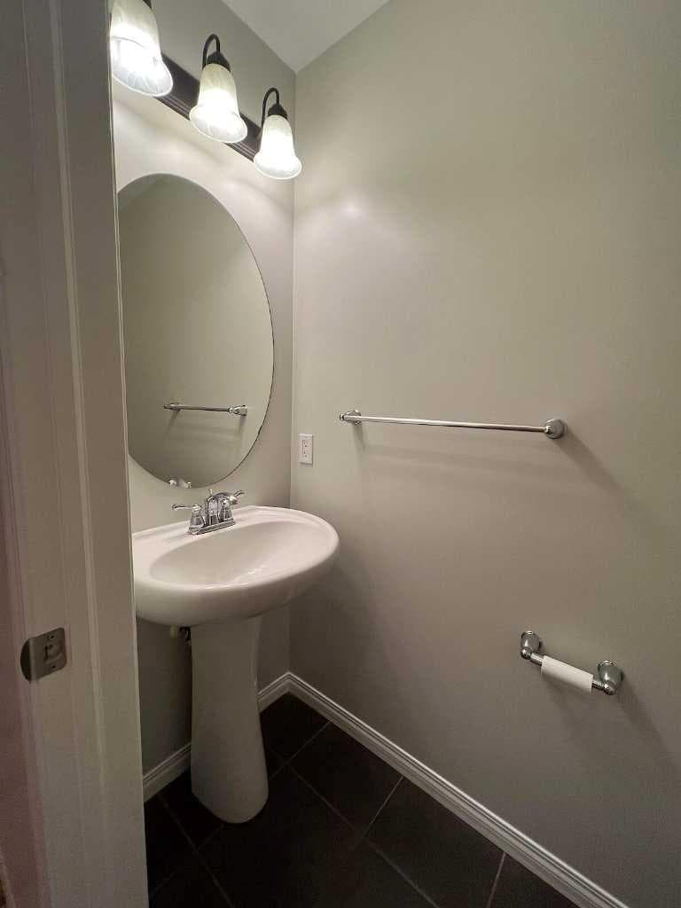 162 Windstone Mews SW