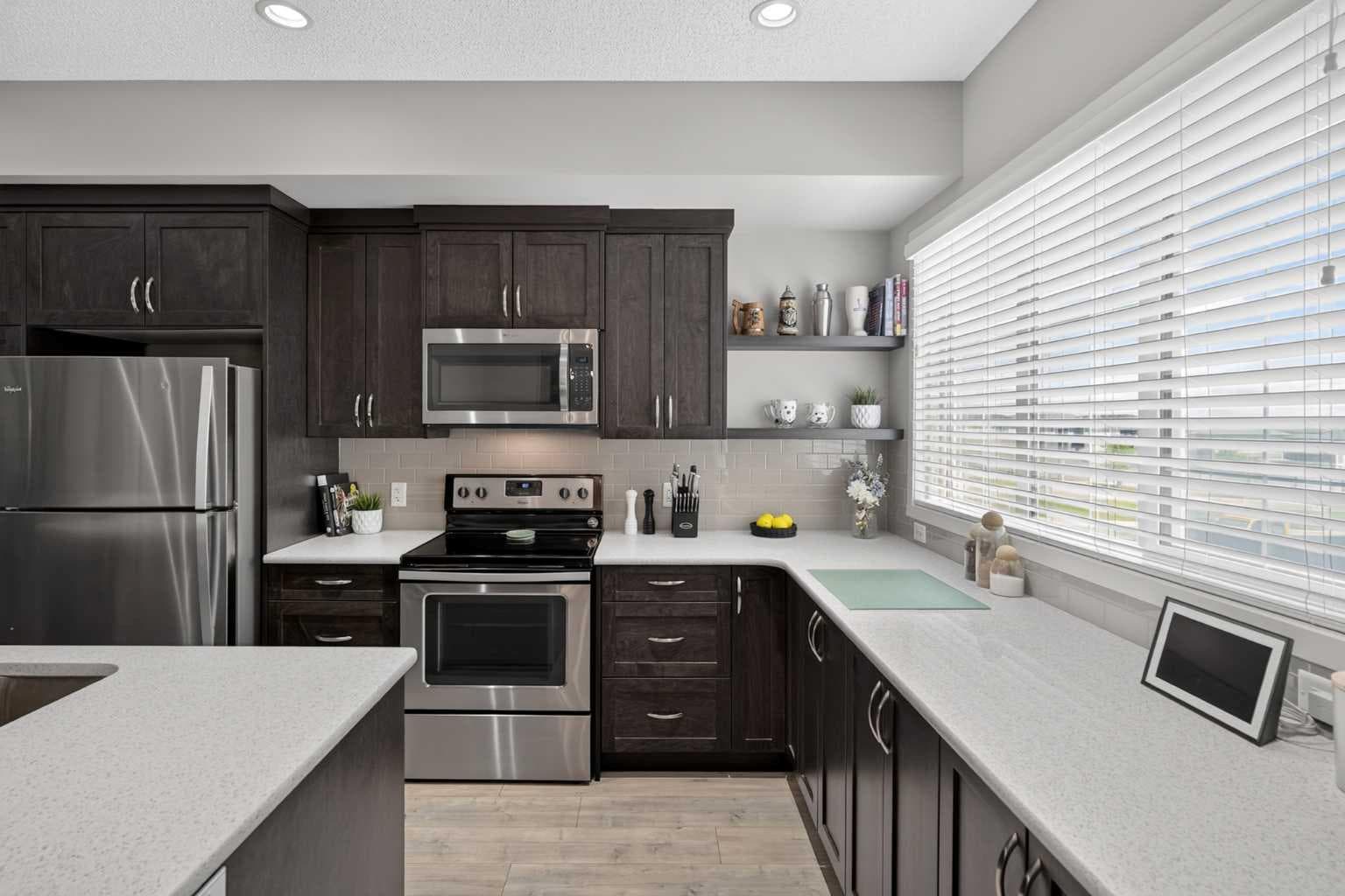412 Nolanlake Villas NW
