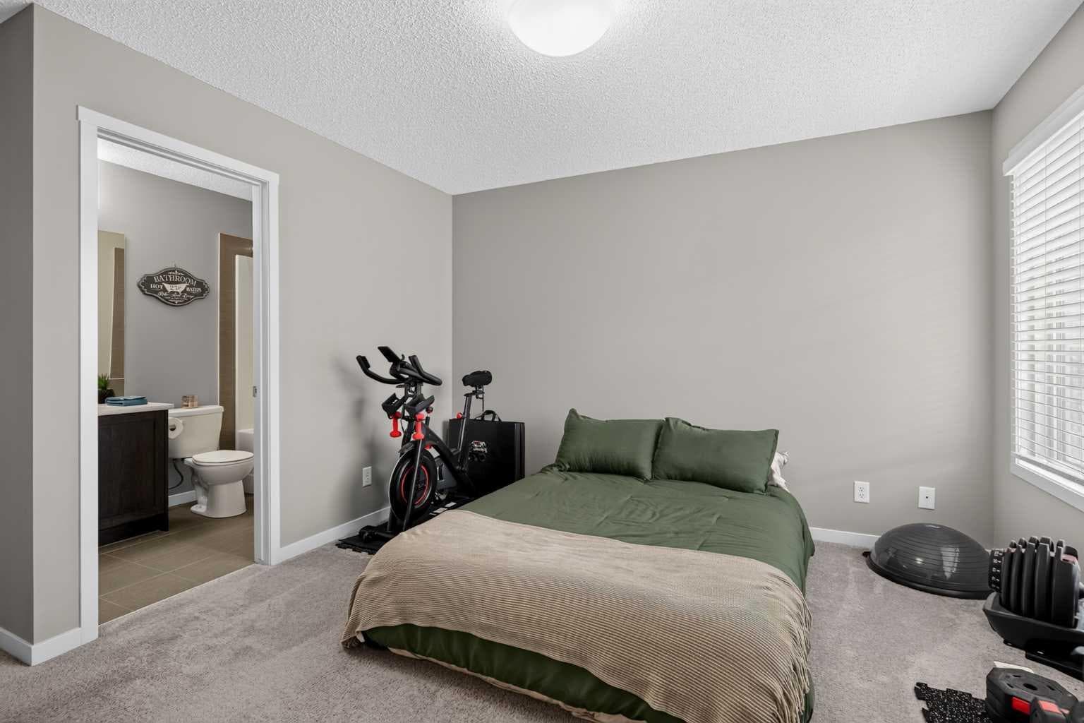 412 Nolanlake Villas NW