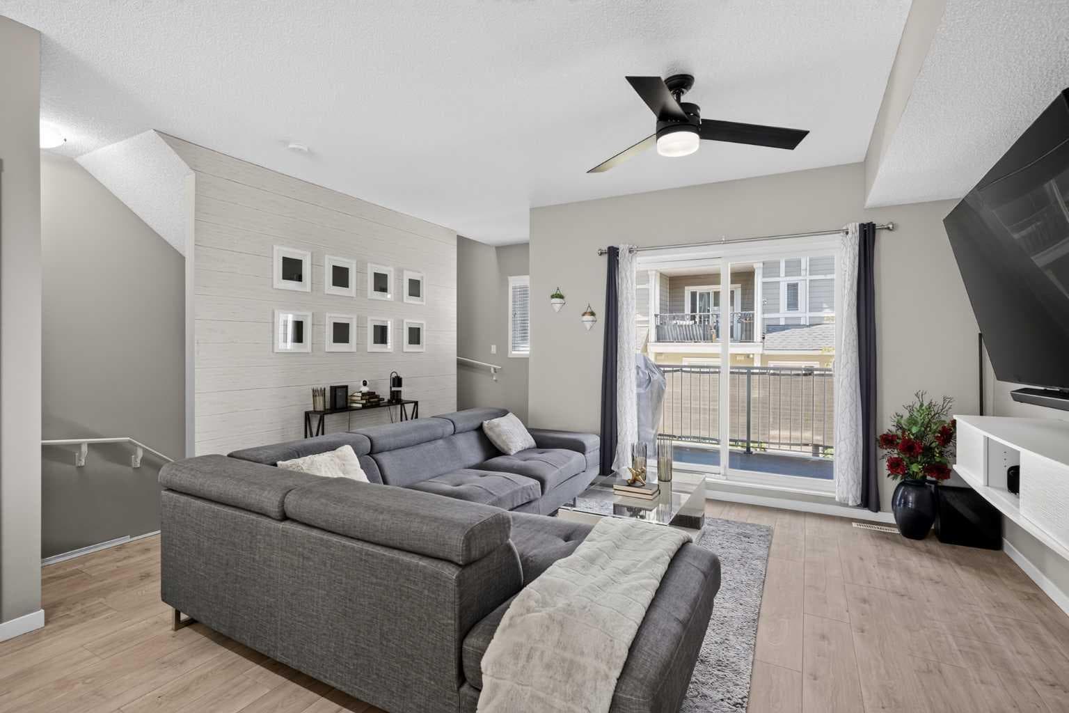 412 Nolanlake Villas NW