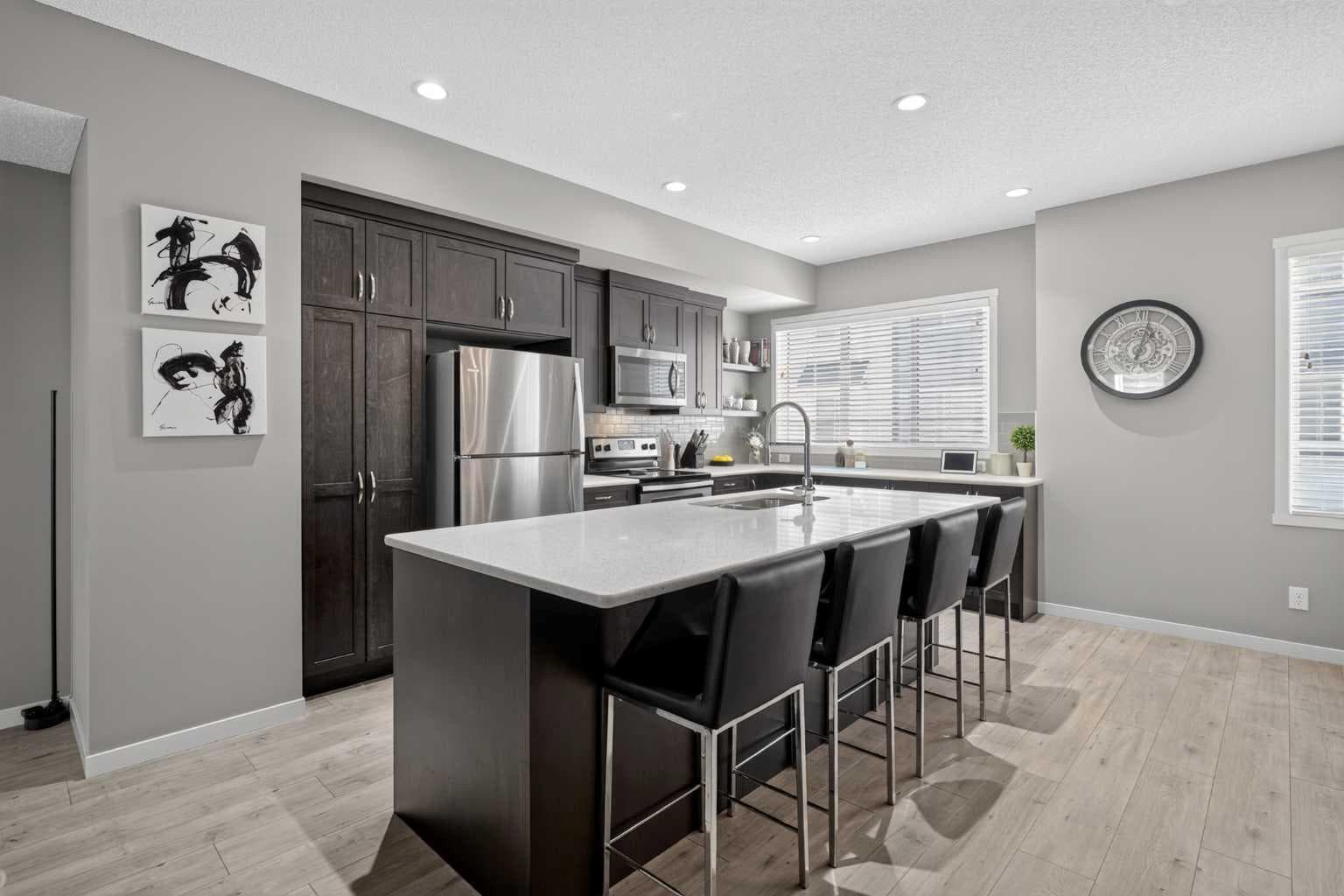 412 Nolanlake Villas NW