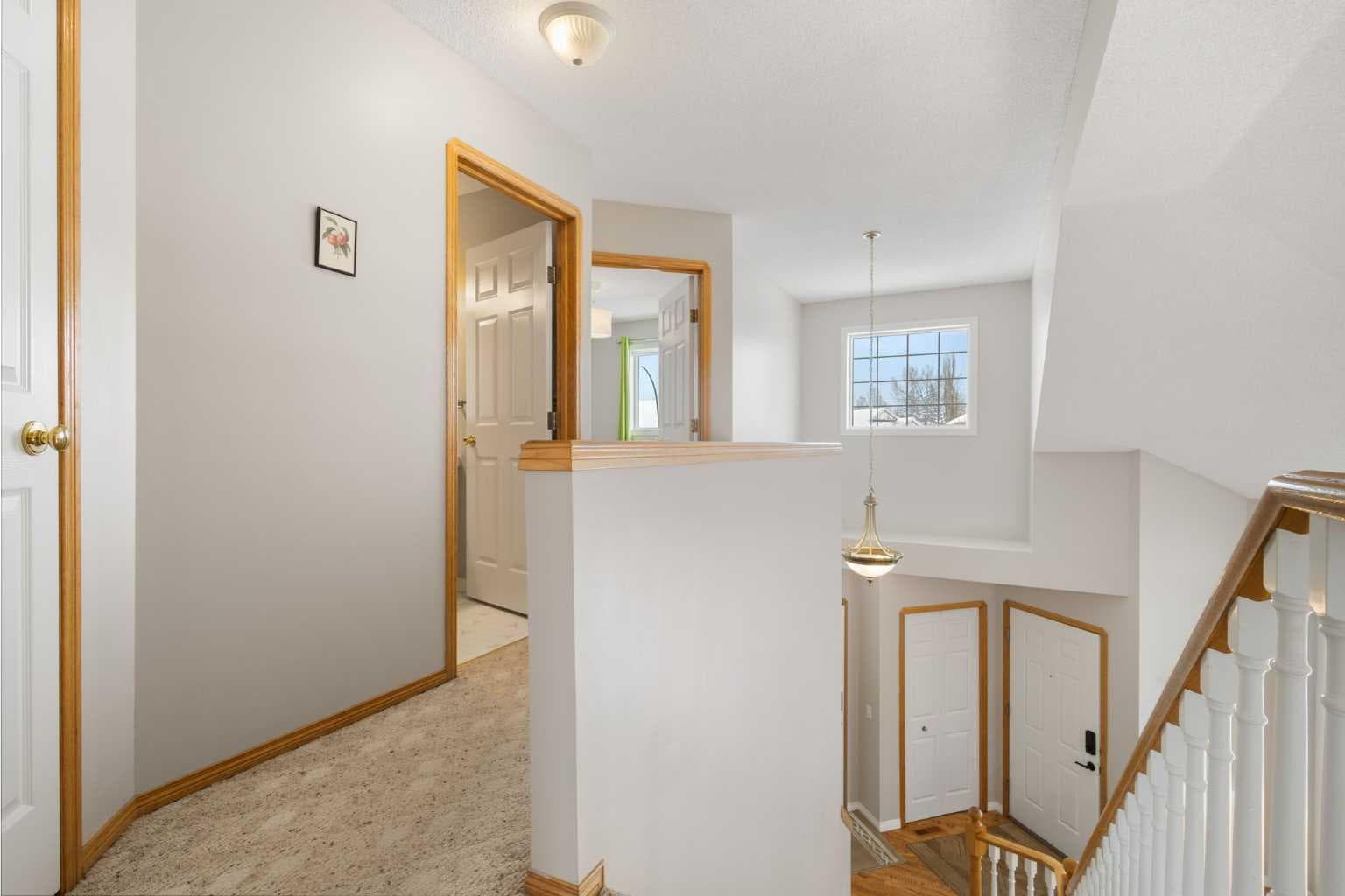 136 Douglas Glen Heath SE