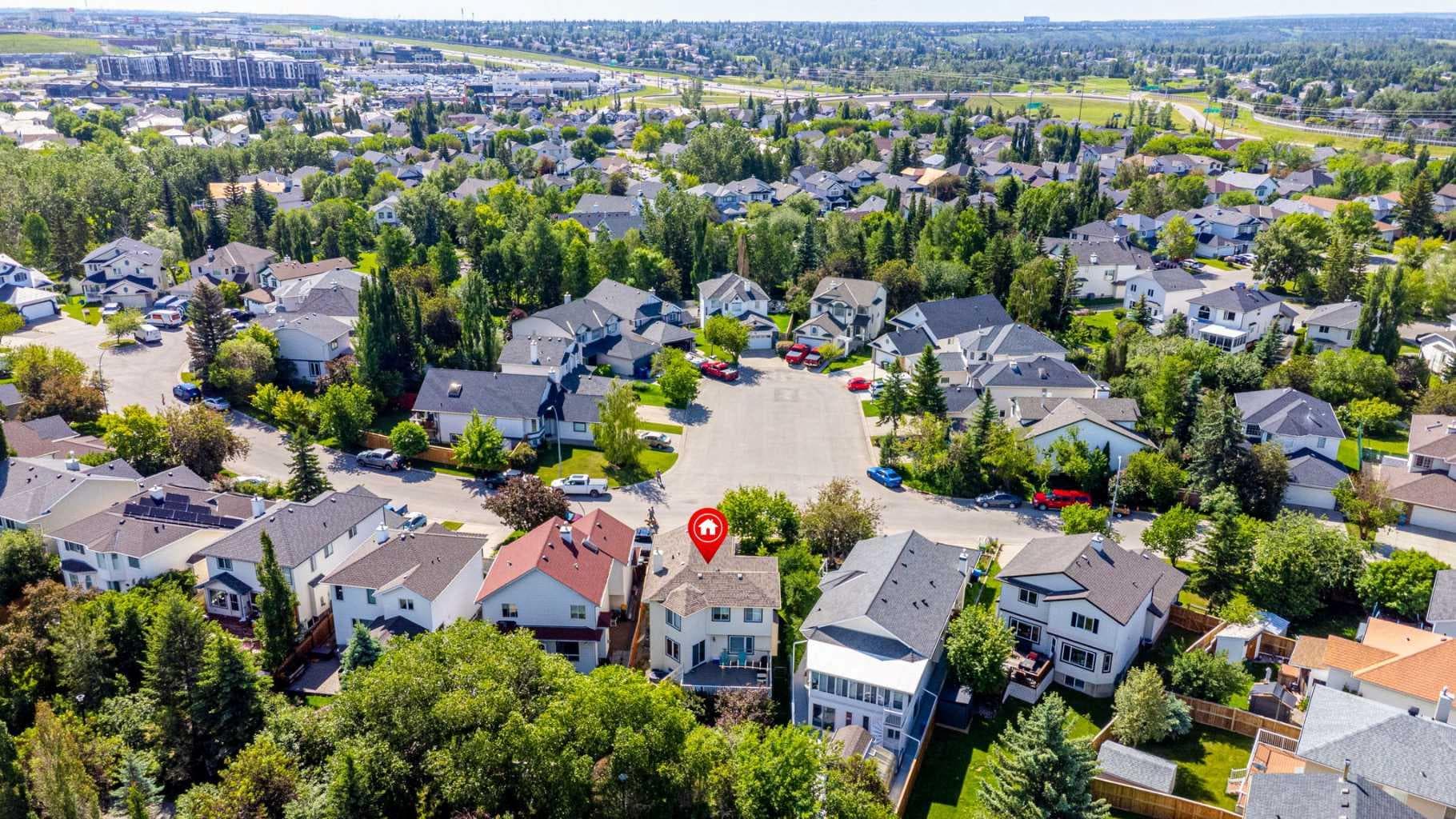 136 Douglas Glen Heath SE