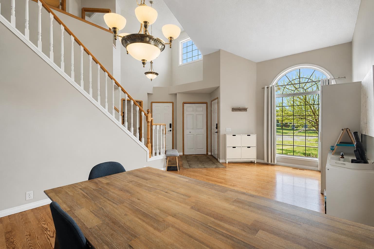 136 Douglas Glen Heath SE