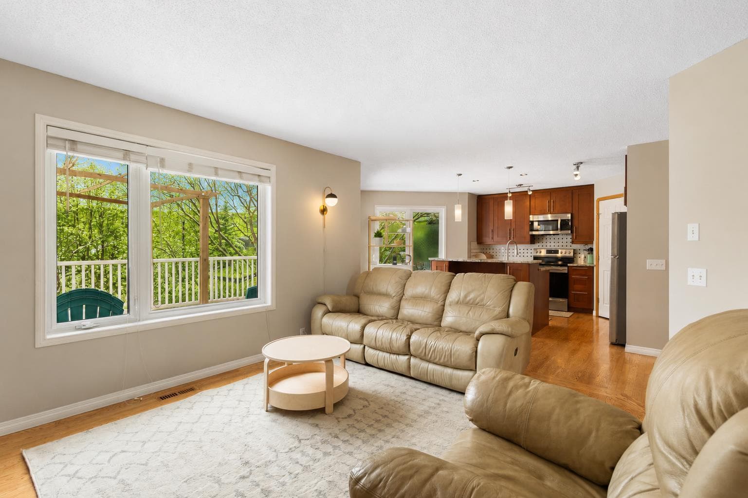 136 Douglas Glen Heath SE