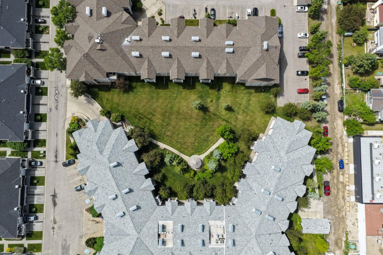 3129, 6818 Pinecliff Grove NE