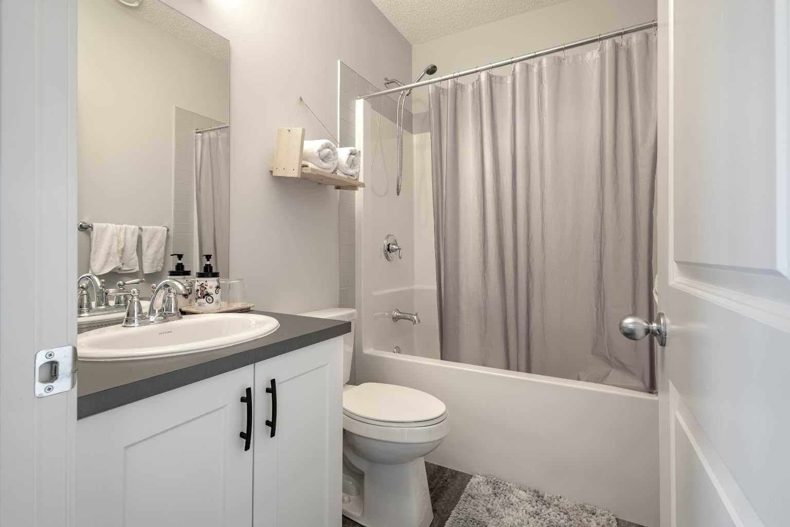 47 Lucas Terrace NW