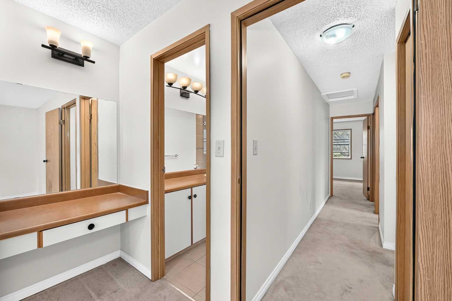 454 20 Avenue NW
