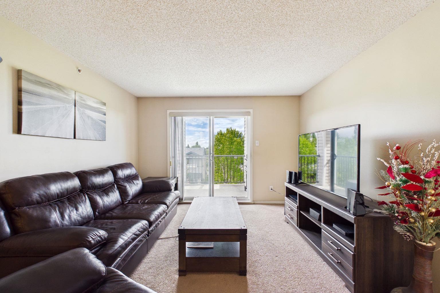 2305, 2371 Eversyde Avenue SW
