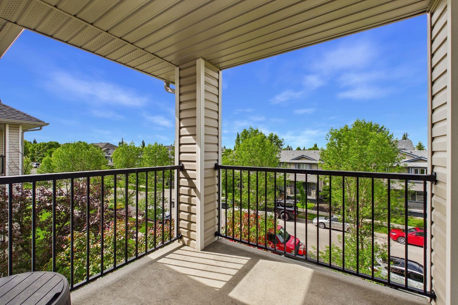 2305, 2371 Eversyde Avenue SW