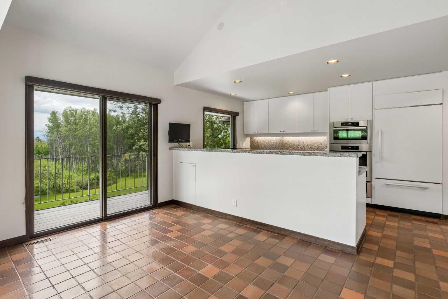 237 Escarpment Drive 