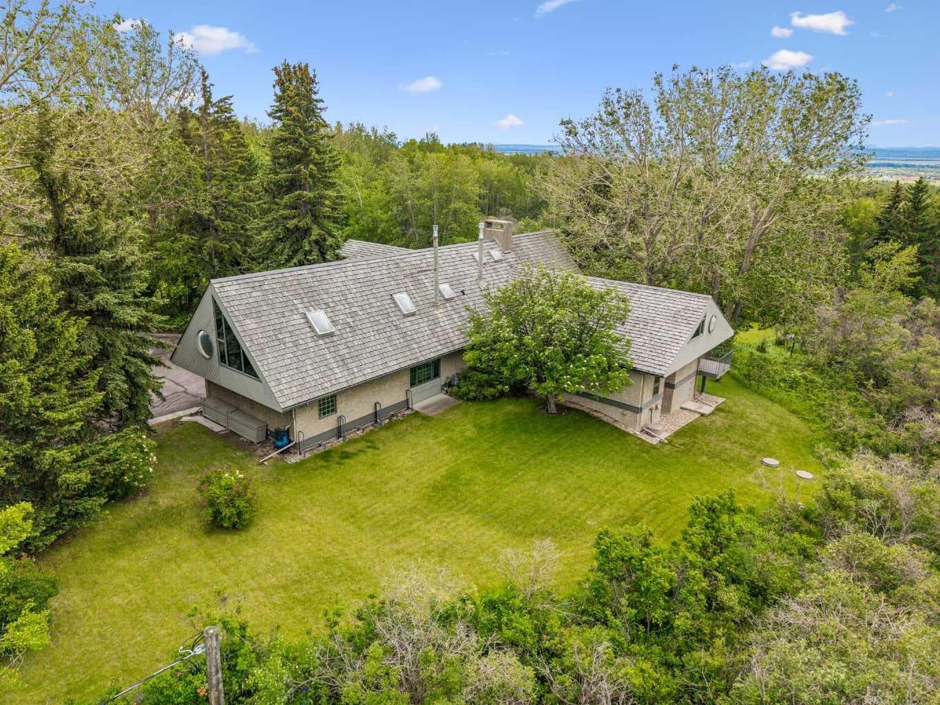 237 Escarpment Drive 