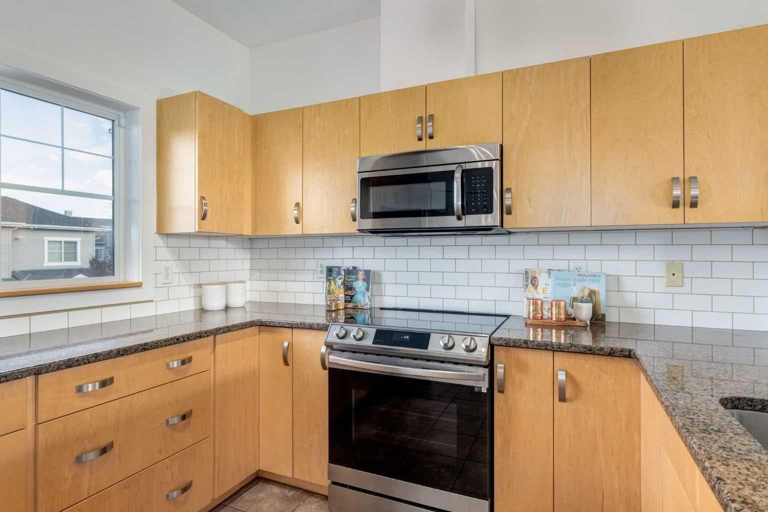 804, 281 Cougar Ridge Drive SW
