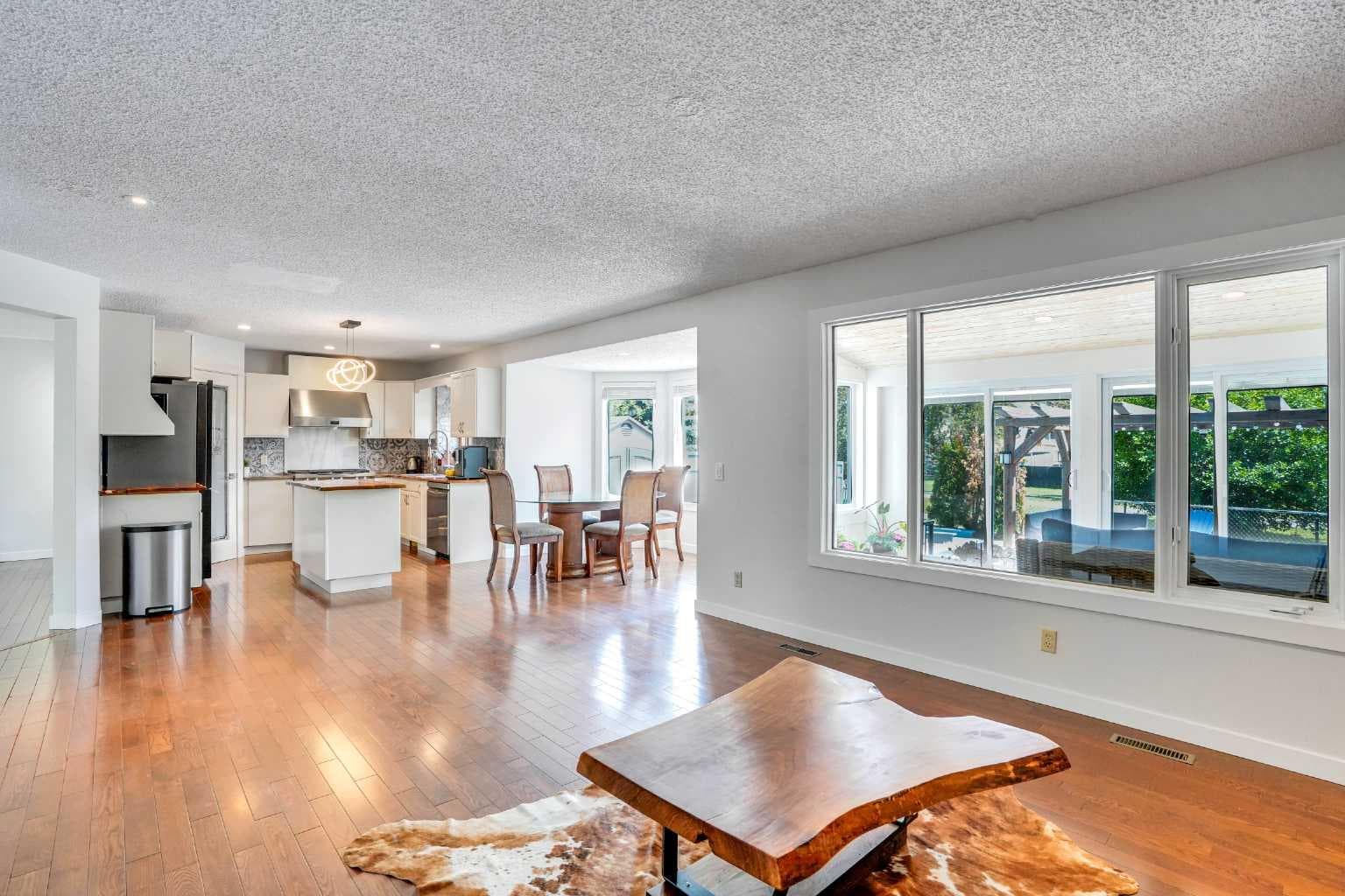73 Riverview Close SE