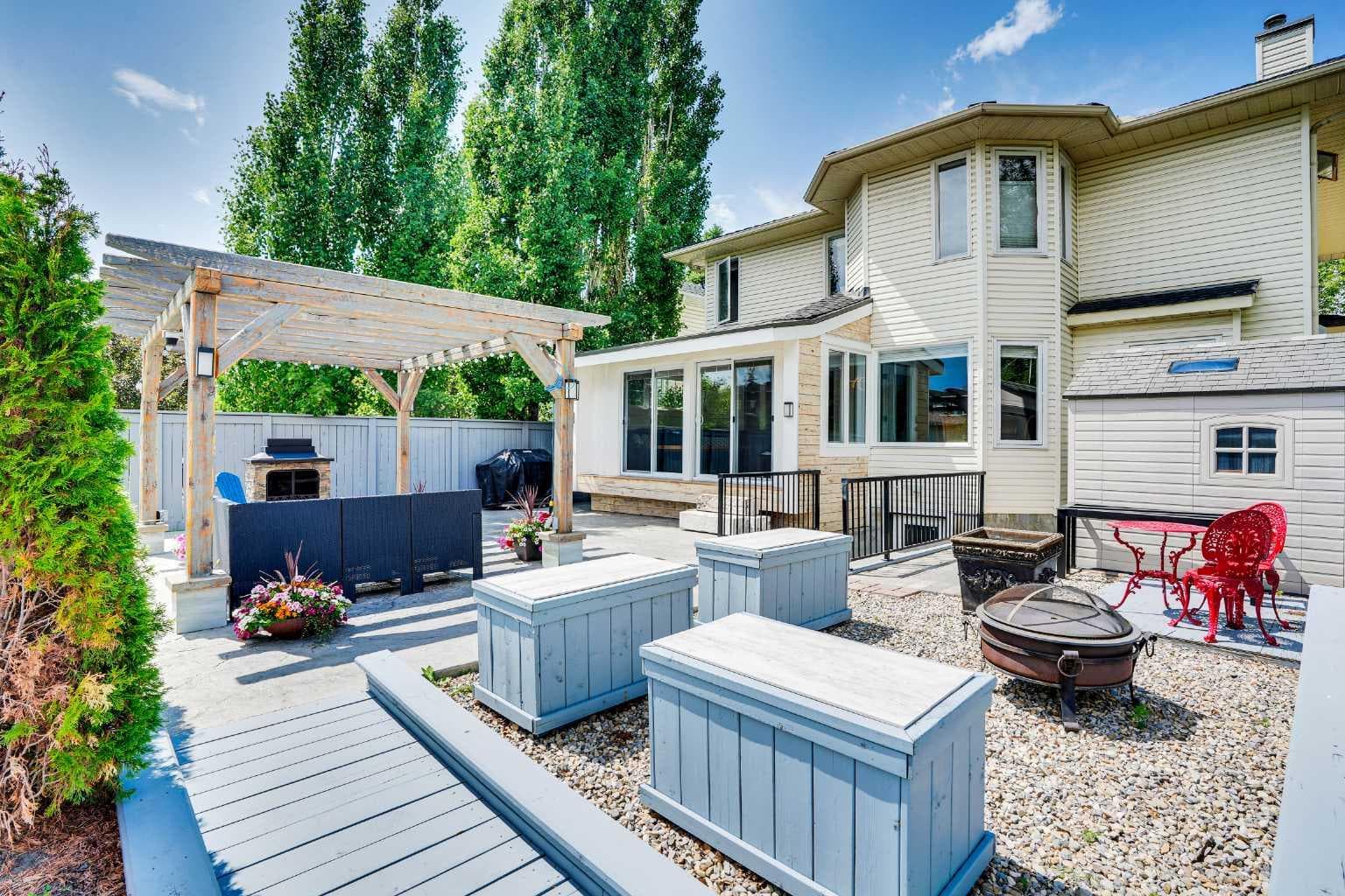 73 Riverview Close SE