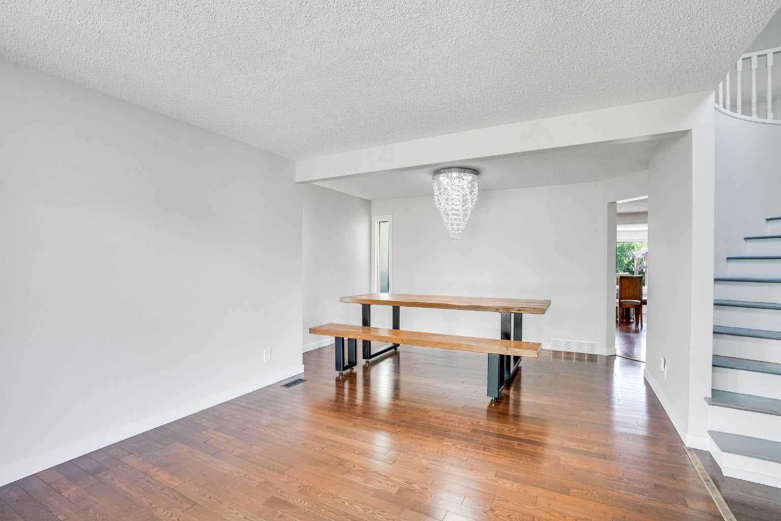 73 Riverview Close SE