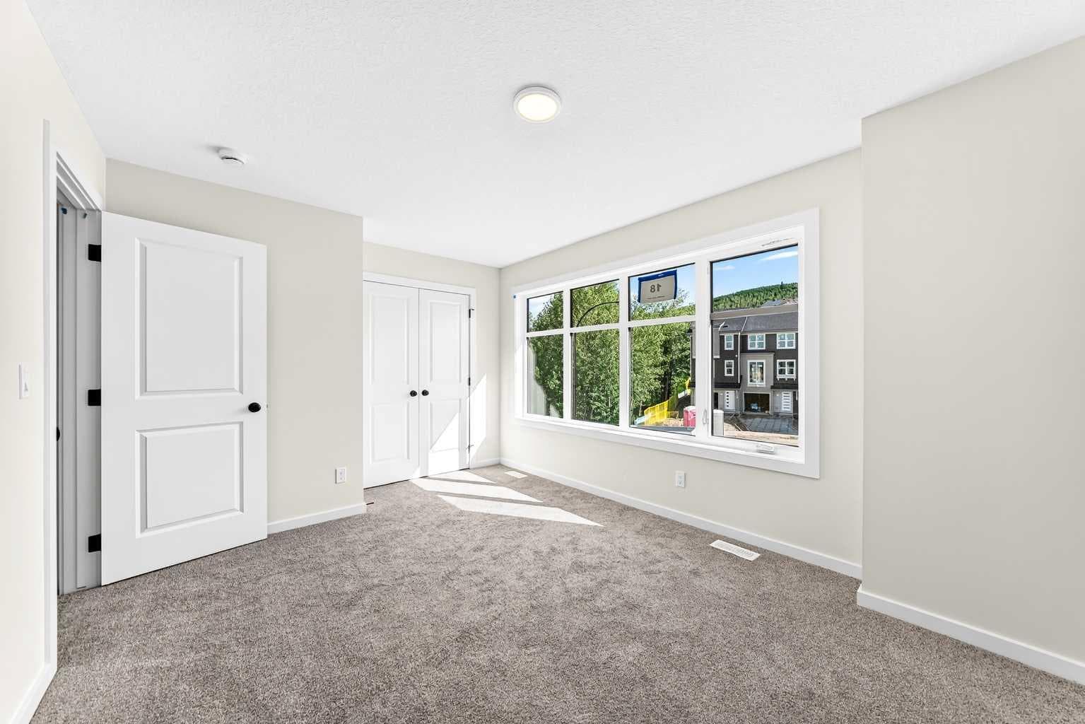 18 Osprey Hill Bay SW