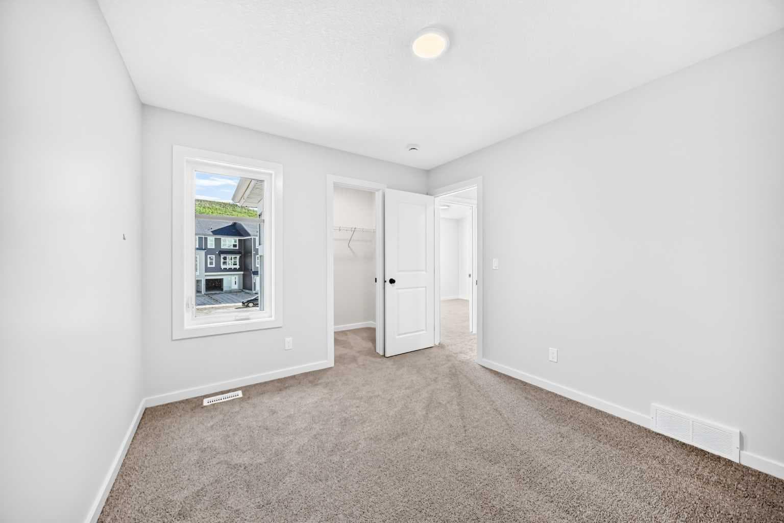 18 Osprey Hill Bay SW
