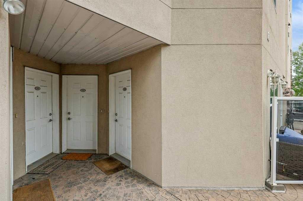 104, 6550 Old Banff Coach Road SW