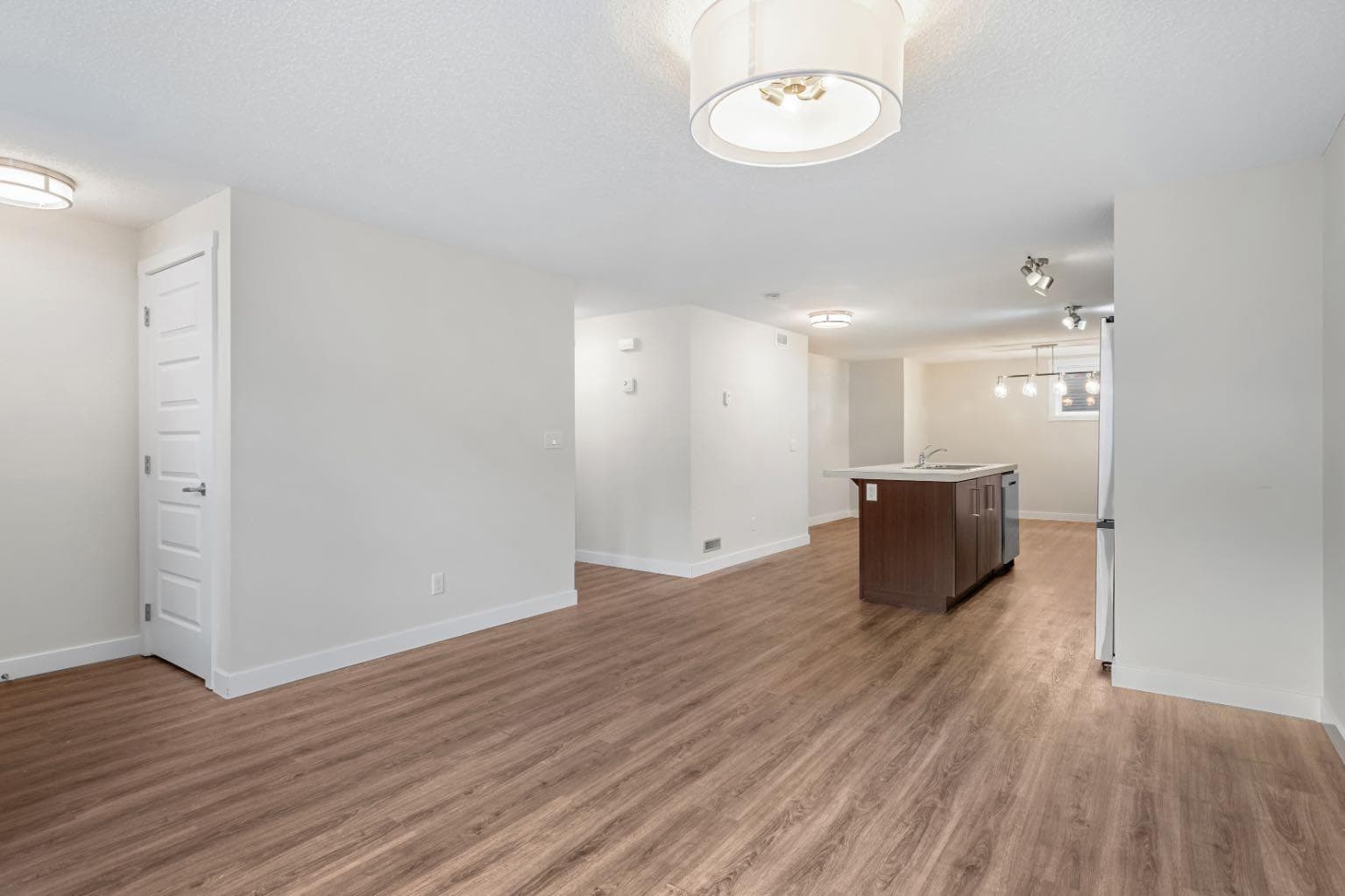 517 Mckenzie Towne Close SE