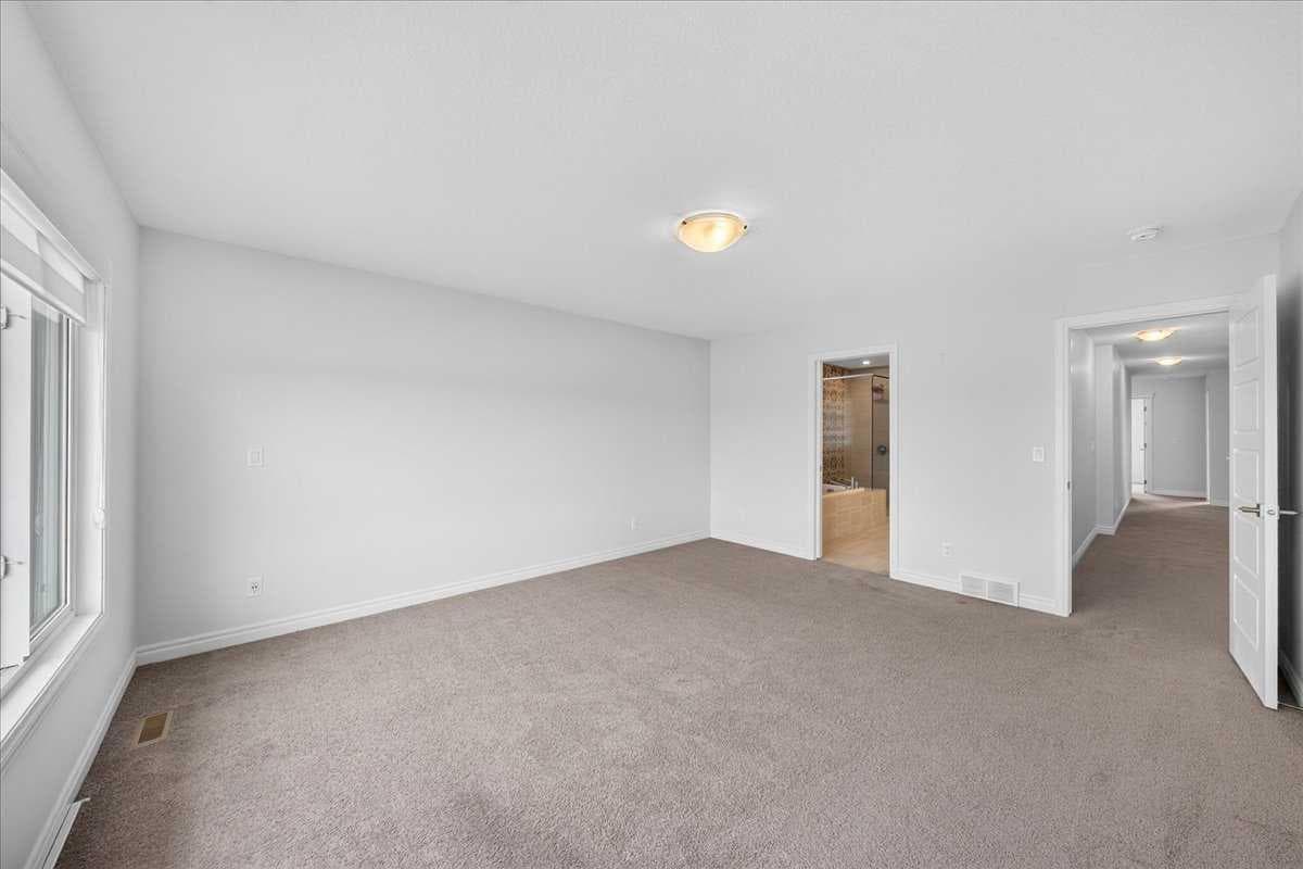 75 Midgrove Drive SW