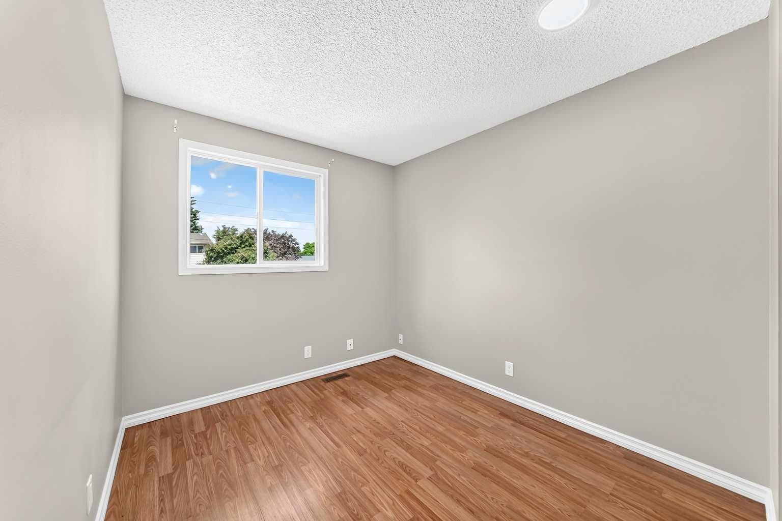 171 Erin Woods Drive SE