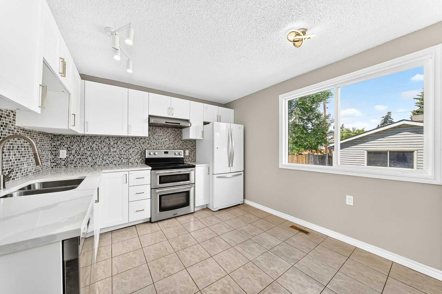 171 Erin Woods Drive SE