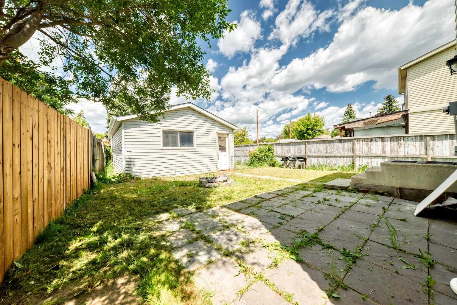 171 Erin Woods Drive SE