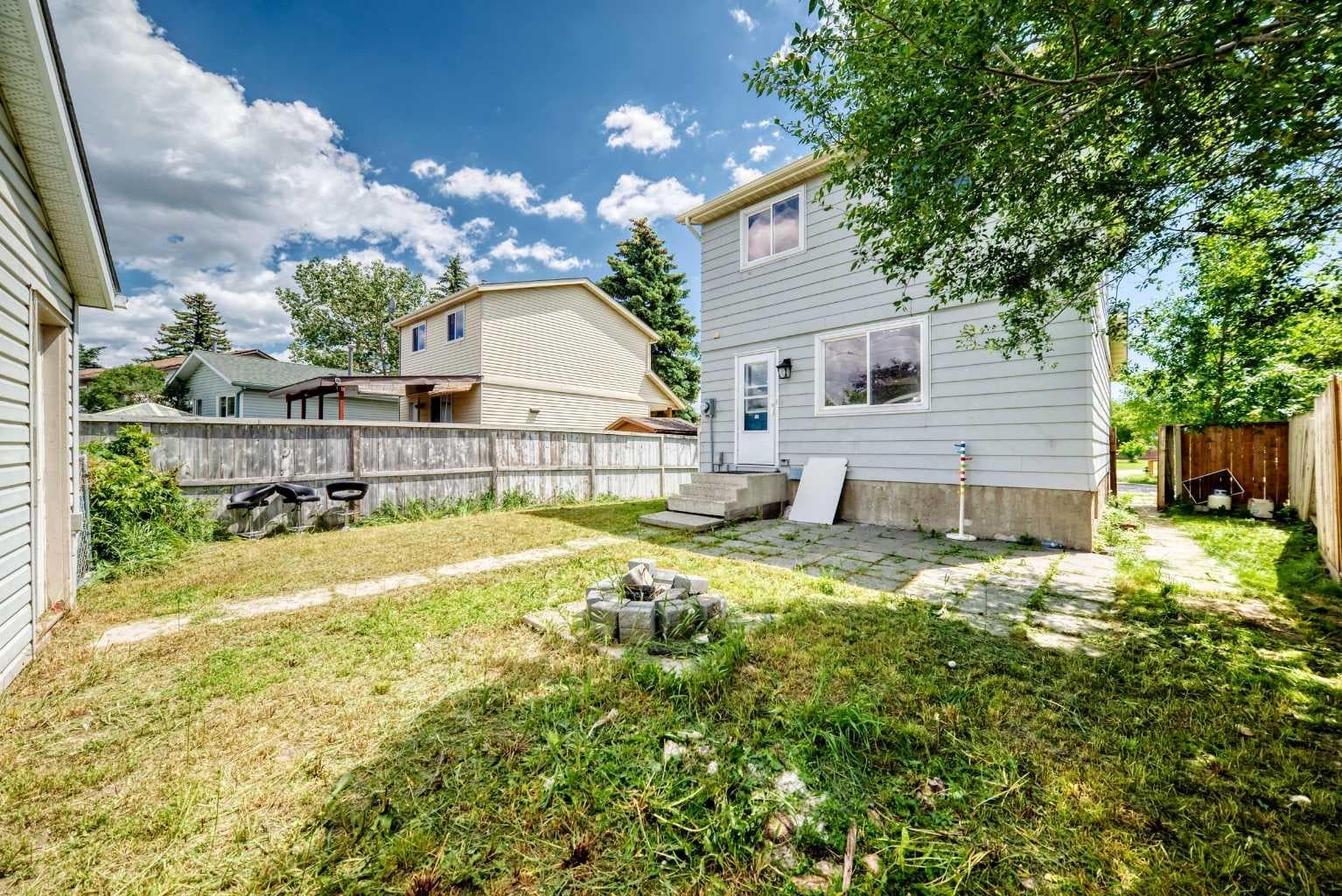 171 Erin Woods Drive SE
