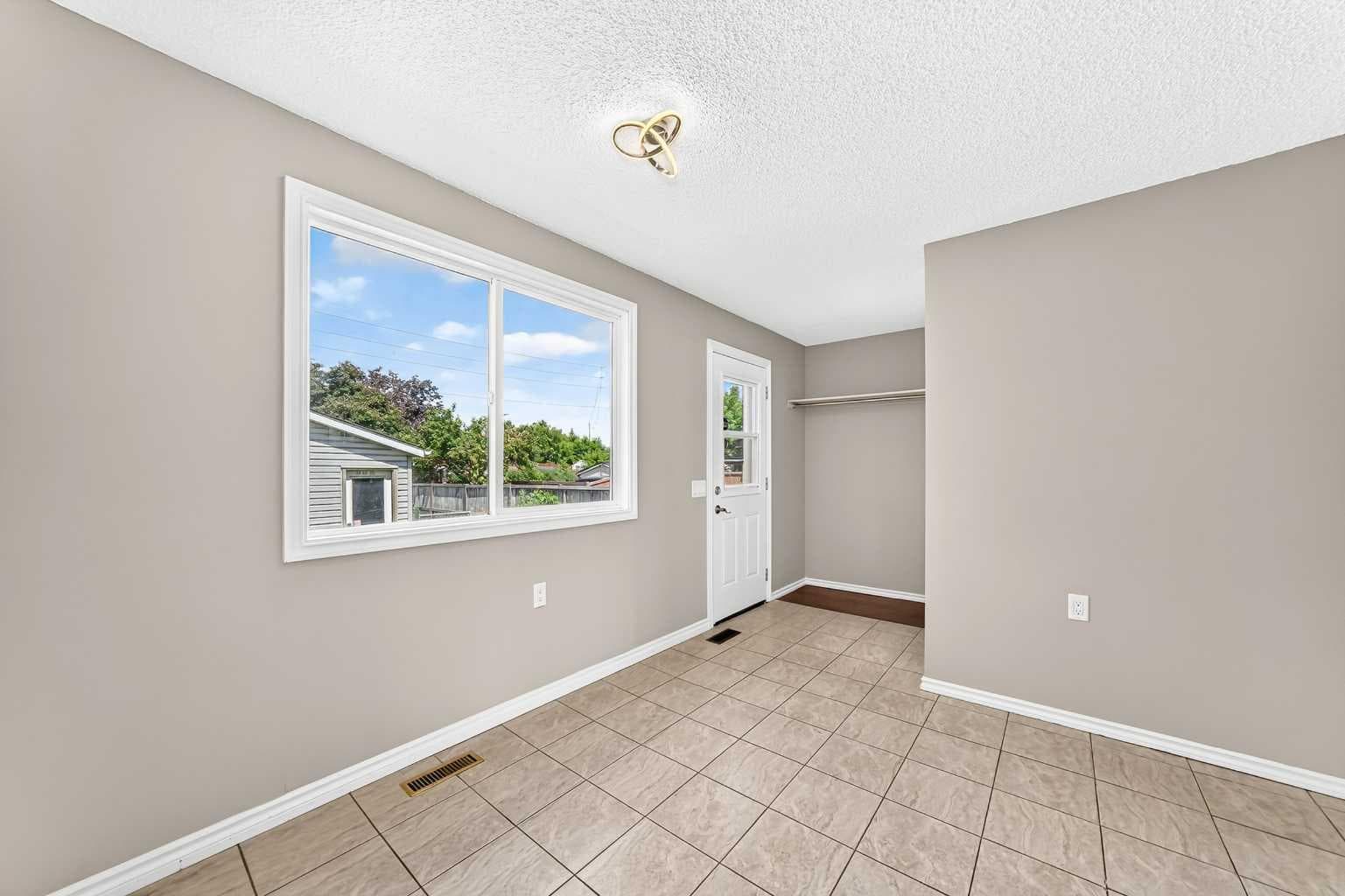 171 Erin Woods Drive SE