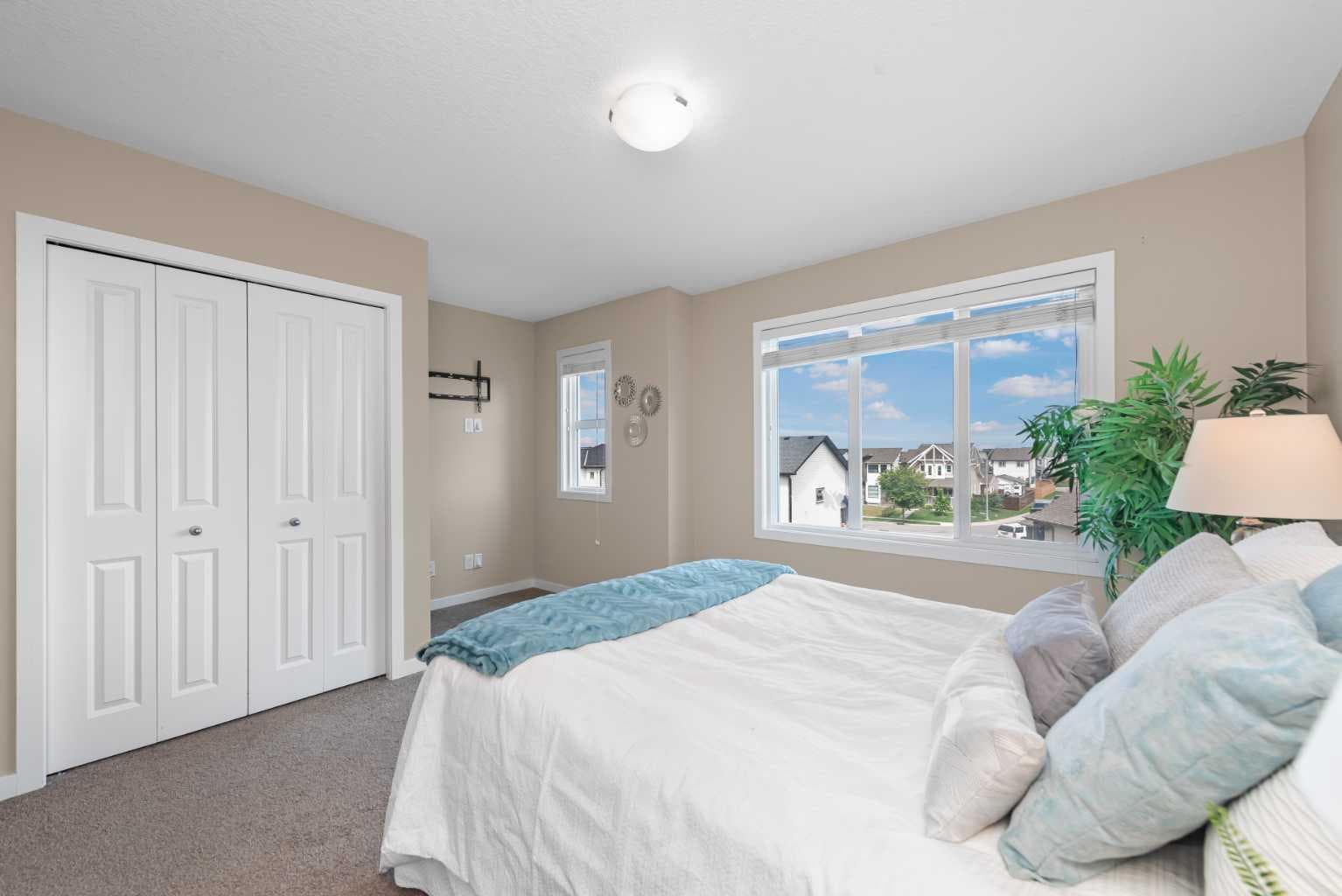 82 Copperstone Common SE
