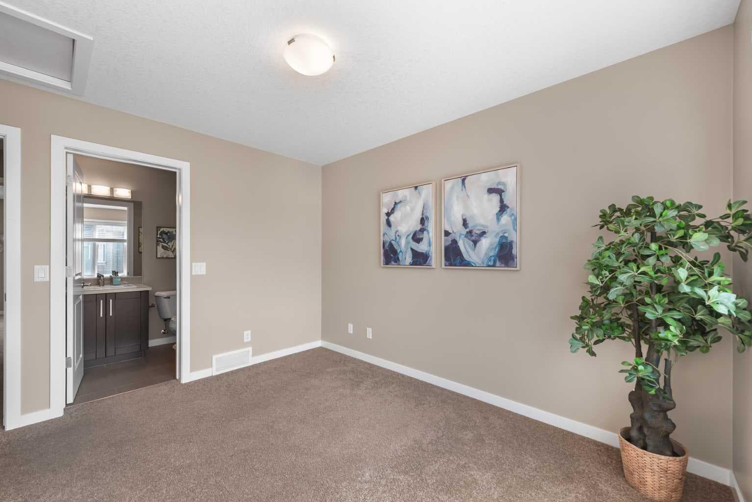 82 Copperstone Common SE