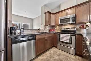 913 Evanston Square NW