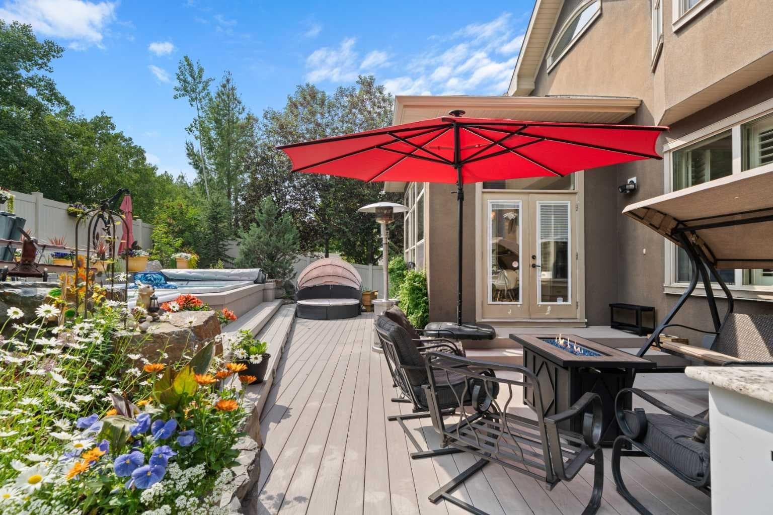 11 Aspen Cliff Place SW