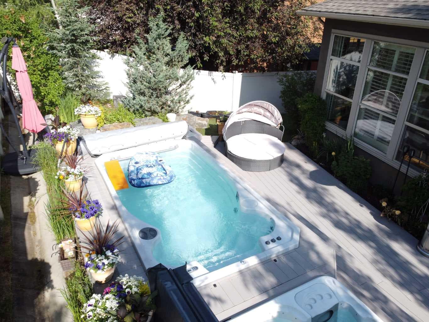 11 Aspen Cliff Place SW