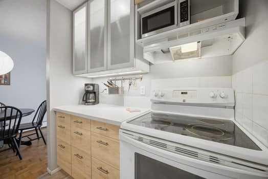 209, 315 Heritage Drive SE
