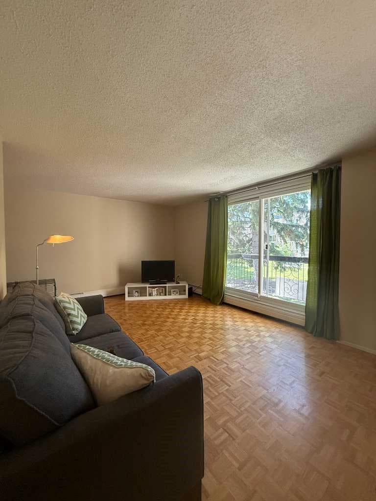 209, 315 Heritage Drive SE