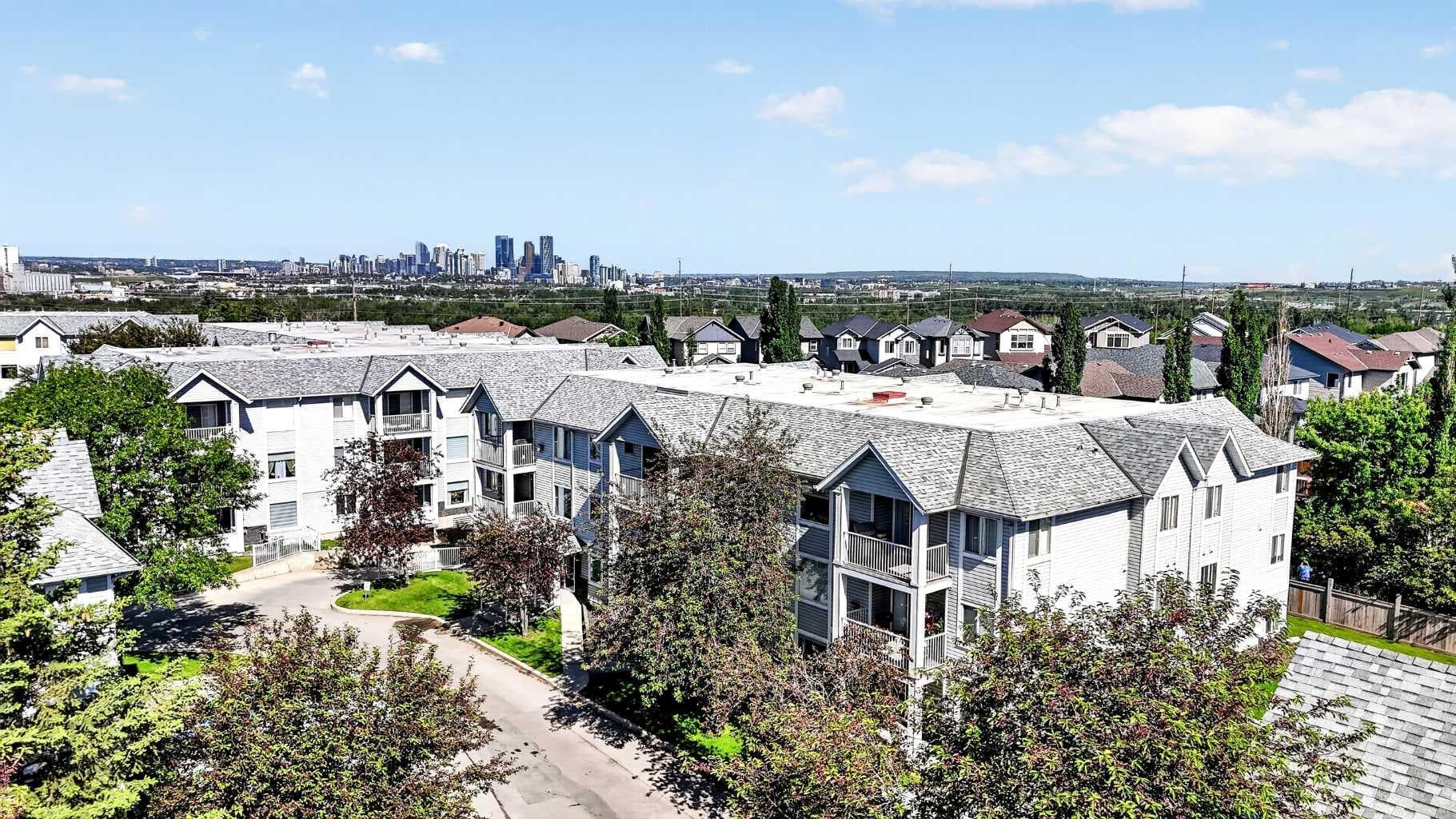 105, 5105 Valleyview Park SE
