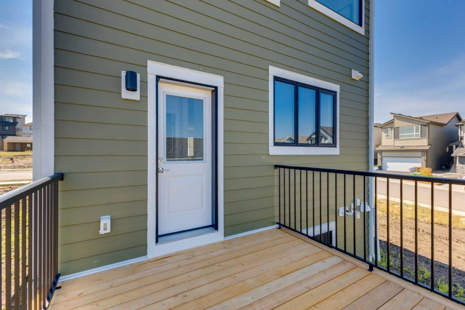 87 Bluerock Terrace SW