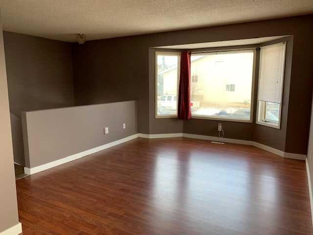 250 Falmere Way NE