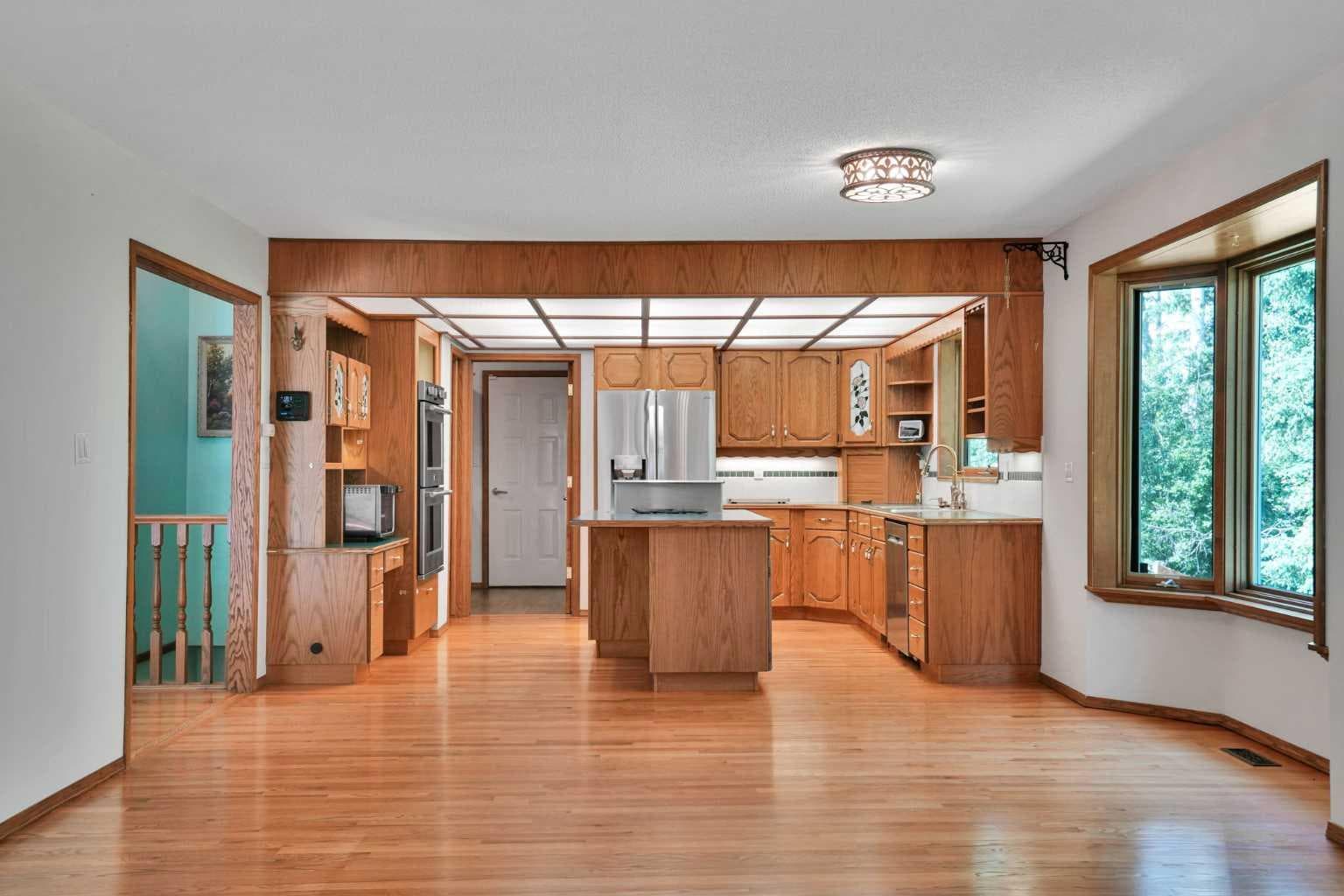 27 Elk Valley Place 