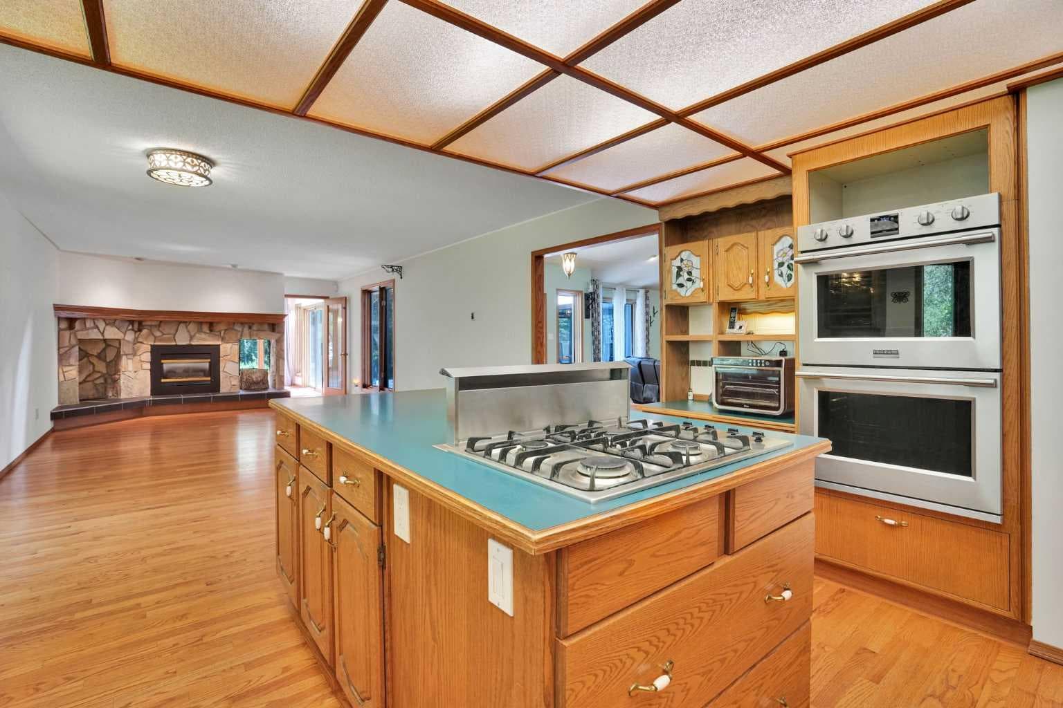 27 Elk Valley Place 