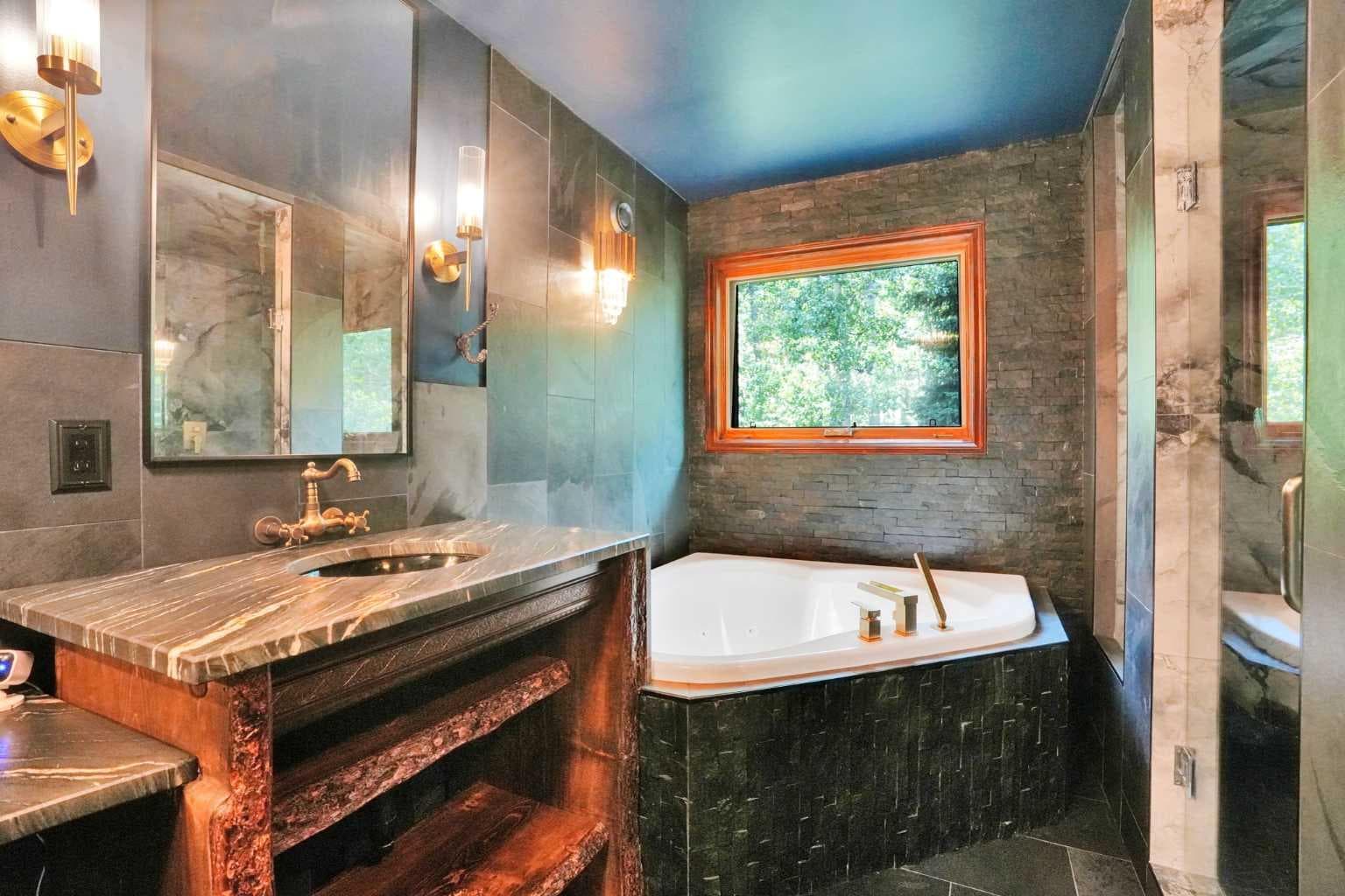 27 Elk Valley Place 