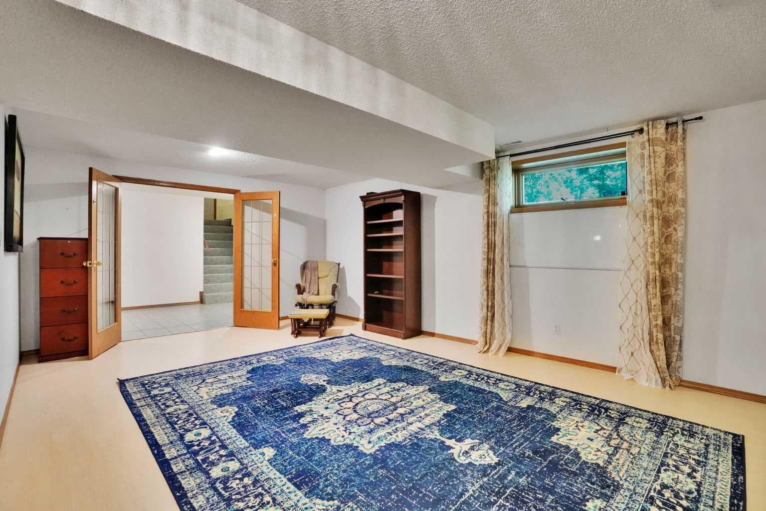 27 Elk Valley Place 