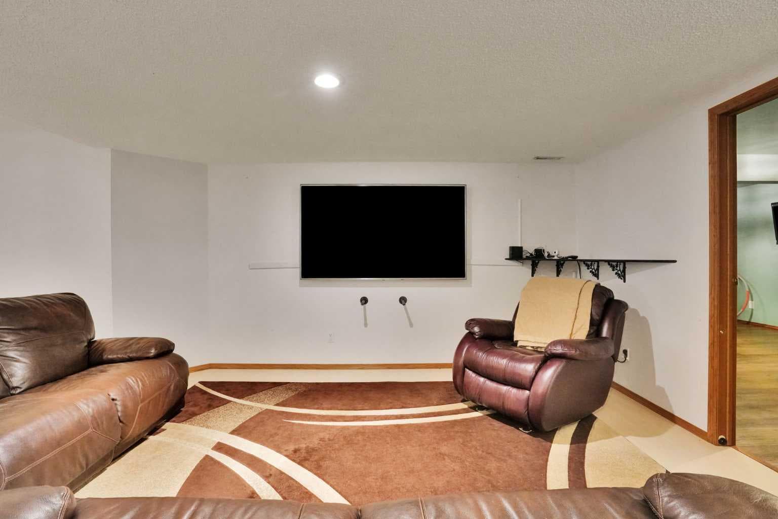 27 Elk Valley Place 
