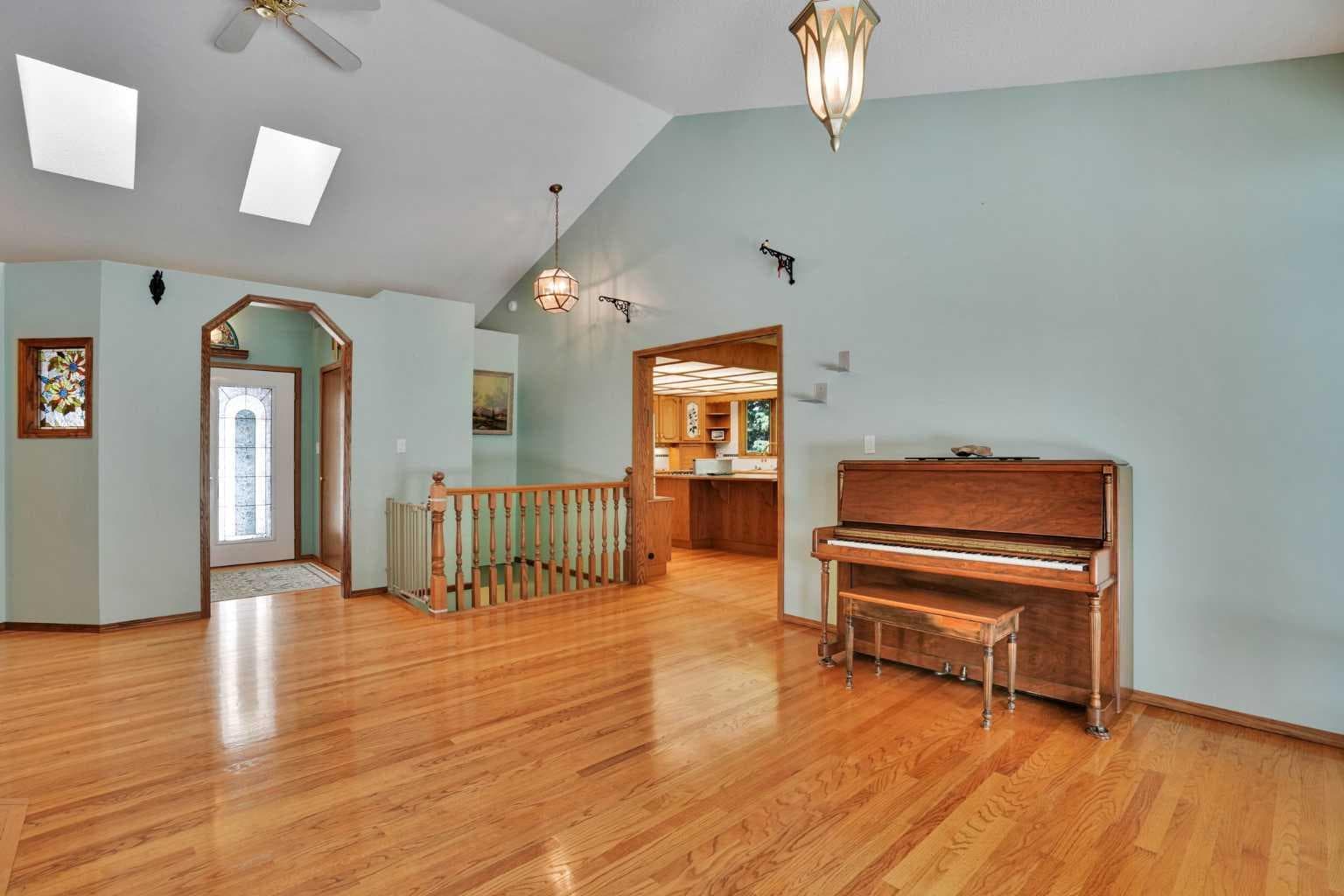 27 Elk Valley Place 
