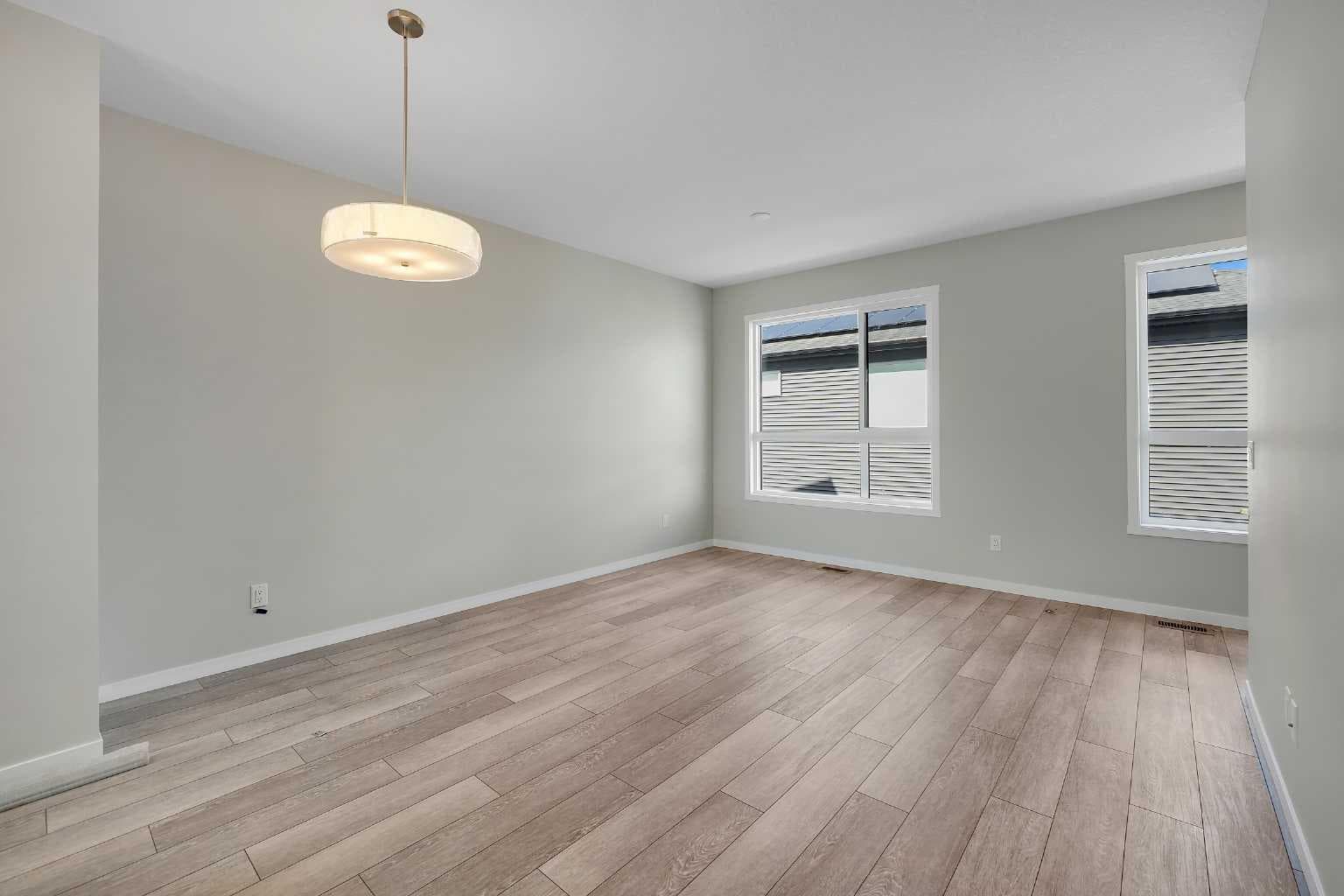 302, 1350 Cornerstone Street NE