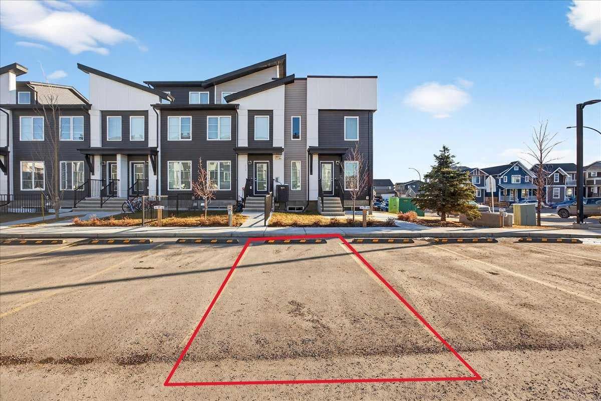 216, 474 Seton Circle SE